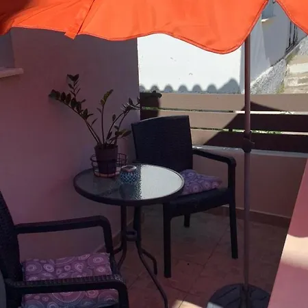 Dolphins House Apartman *